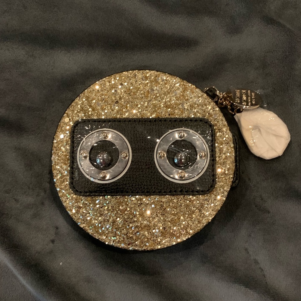 Henri Bendel coin pouch
